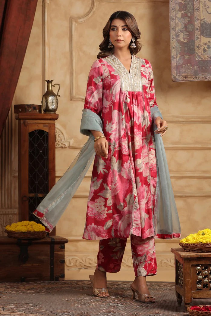 Women Pink Floral Printed Kurta Set with Dupatta | Elegant Ethnic Wear