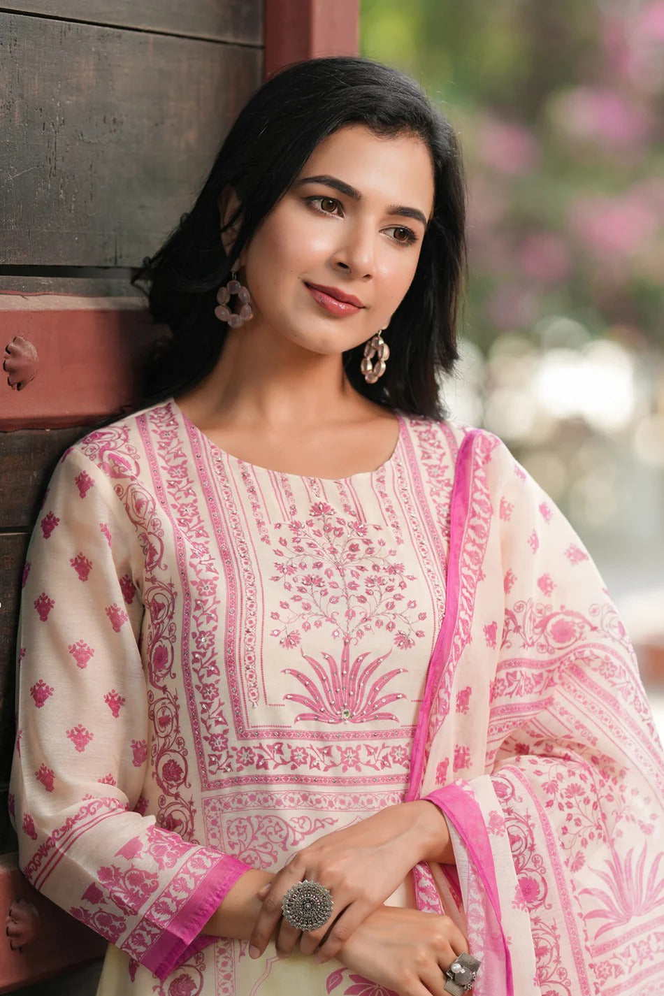 Women Cream & Pink Printed Kurta Set with Dupatta | Elegant Ethnic Wear